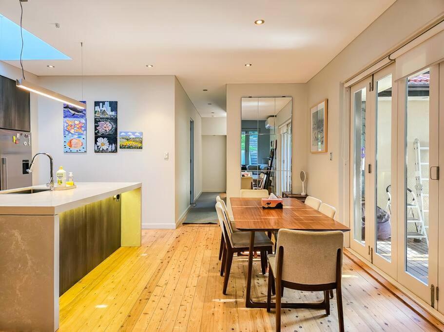 Peaceful 4-Bedroom Family Retreat In Lane Cove Sydney Luaran gambar